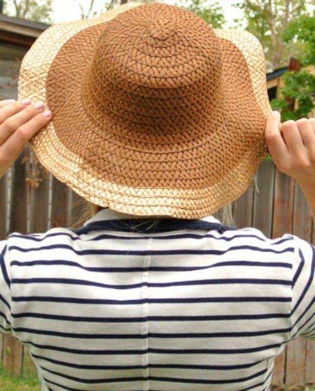 10 DIY Tutorials to Make the Perfect Summer Hat For 2018