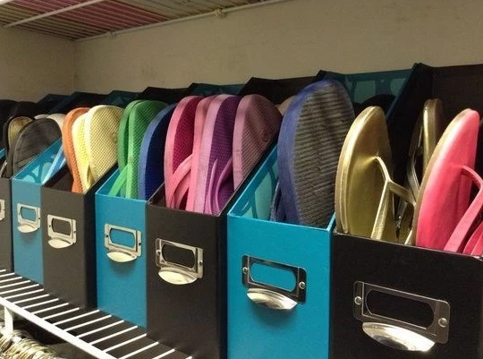 16 Clever Ways To Organize Your Life With Magazine Holders