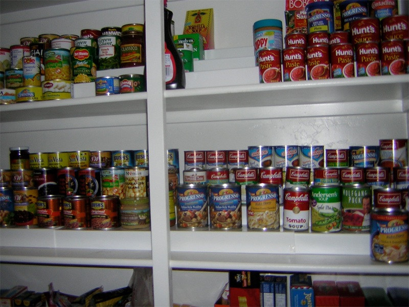 16 DIY Canned Food Organizers